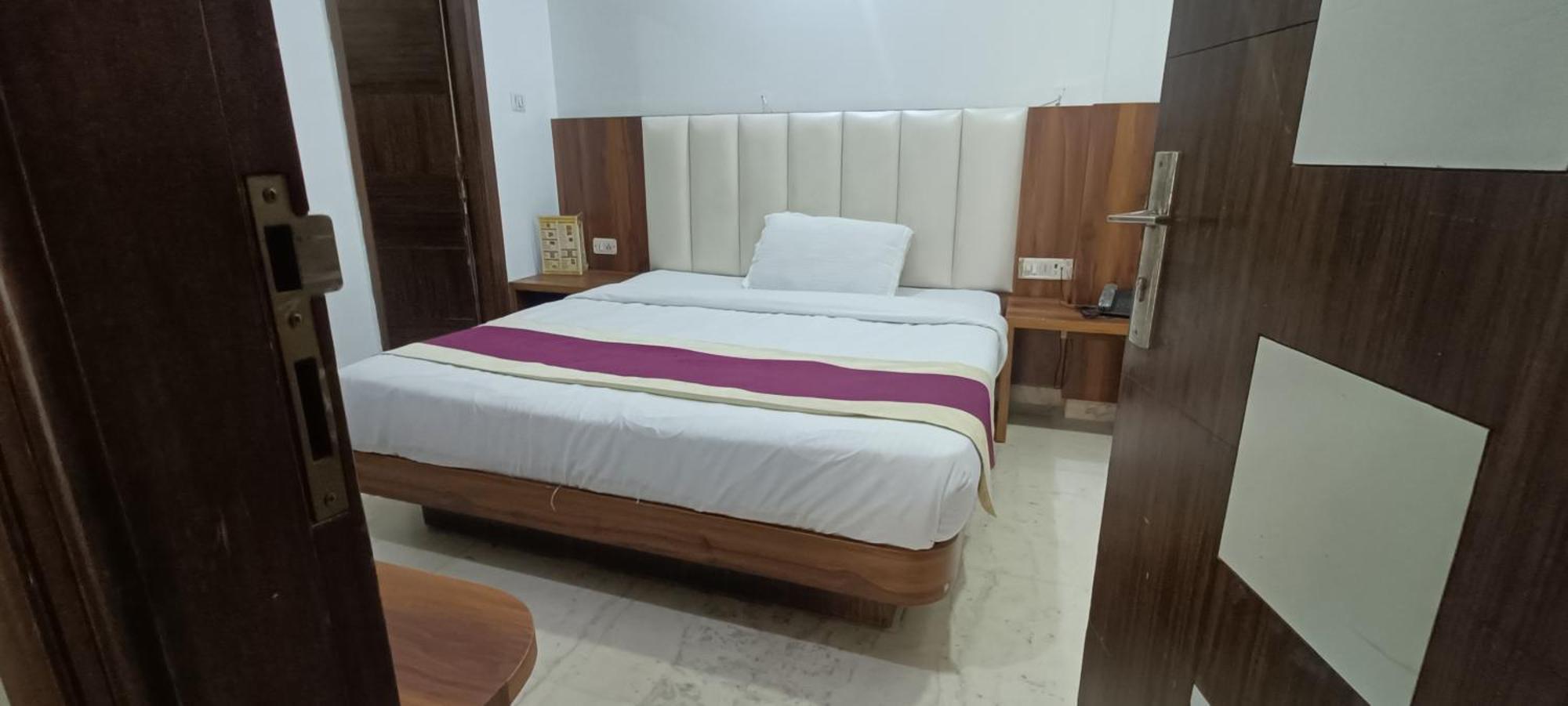 Hotel A10 New Delhi Exterior photo